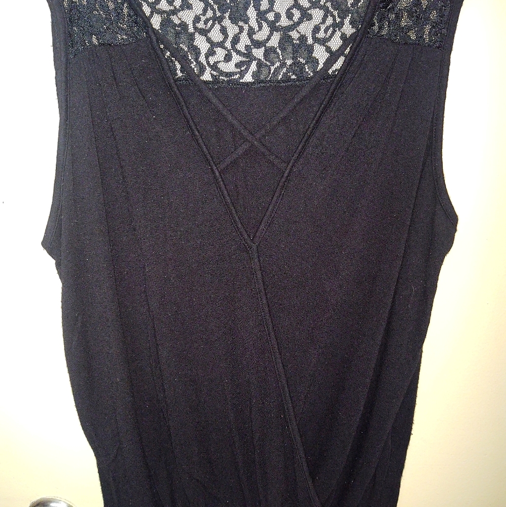 Free kisses dressy top